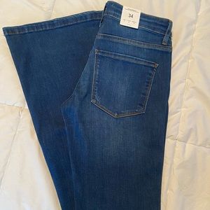 Zara Women’s Slim Fit Flare Jean - Size 34 - NWT